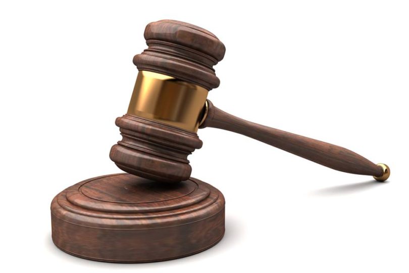 court-hammer-the-defender