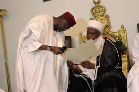 *Chief of Staff Abubakar Kyari presenting President Buhari's condolence letter to Sultan of Sokoto Alhaji Muhammad Sa'ad Abubakar III at his palace, Tuesday.
